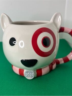 2 Target Wondershop 2025 18oz Christmas Figural Bullseye Mugs with Scarf, NEW